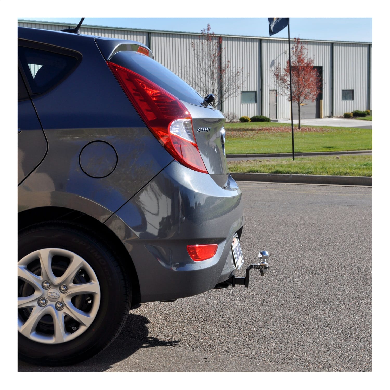 Class 1 Trailer Hitch; 1-1/4in. Ball Mount; Select Hyundai Accent; Kia Rio thumbnail 4