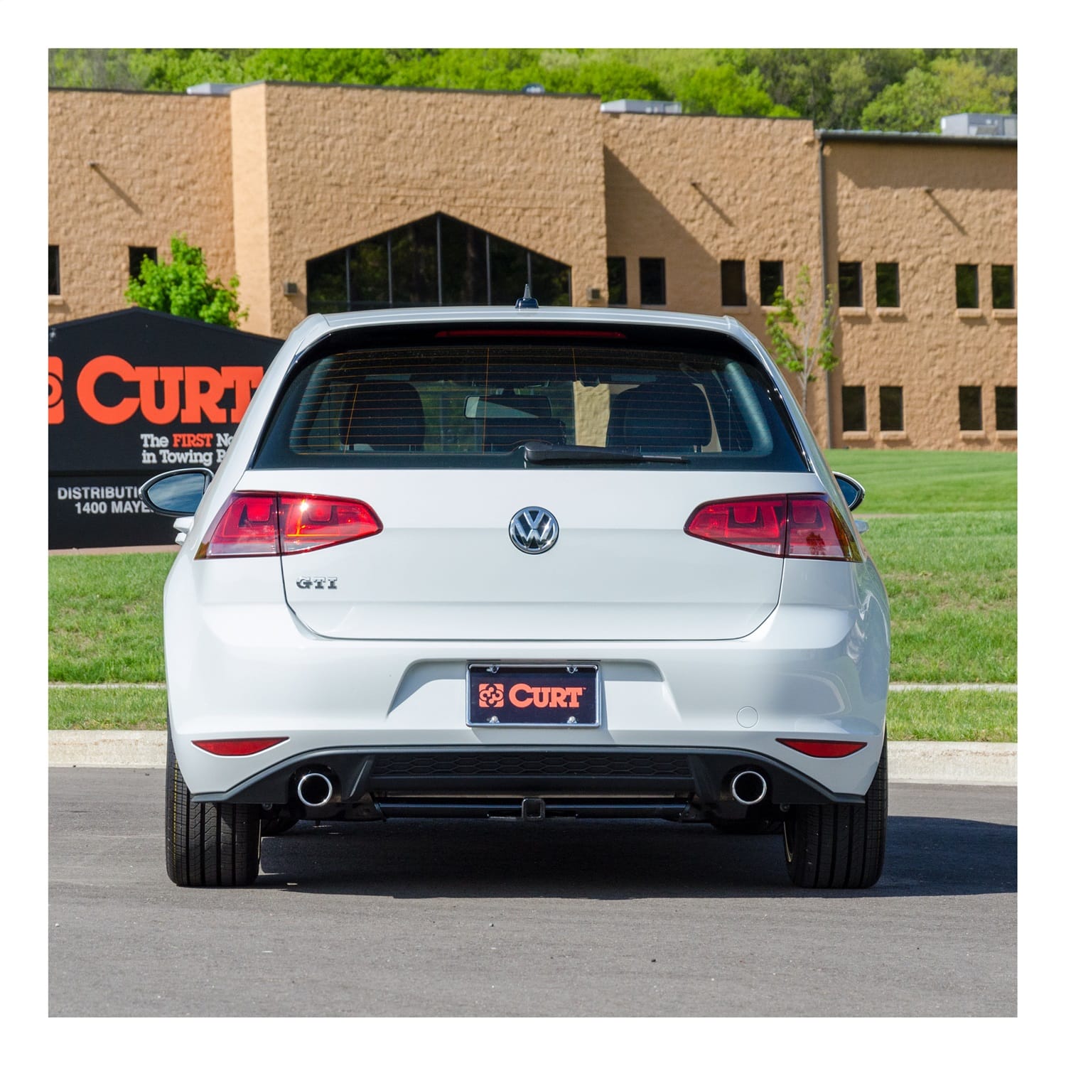 Class 1 Trailer Hitch; 1-1/4in. Ball Mount; Select Volkswagen Golf; GTI thumbnail 3