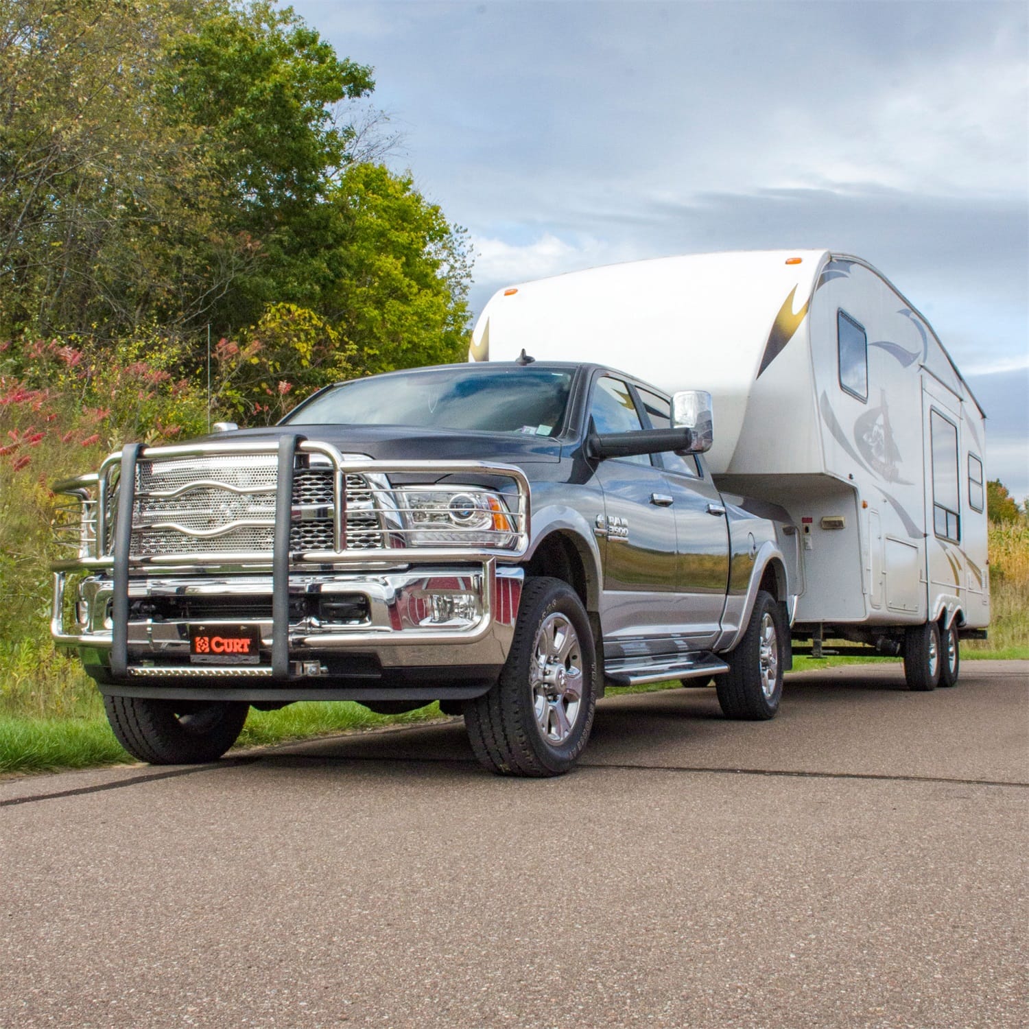 E16 5th Wheel Hitch; Select Ford F-250; F-350; F-450; 8ft. Bed Puck System thumbnail 2