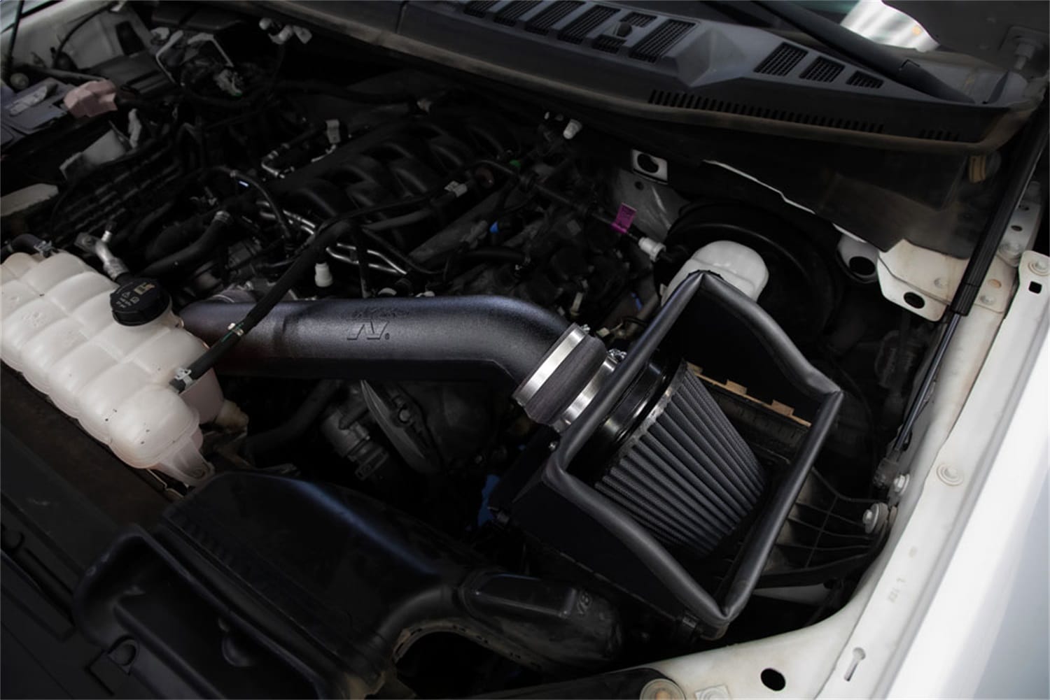 Performance Air Intake System thumbnail 6