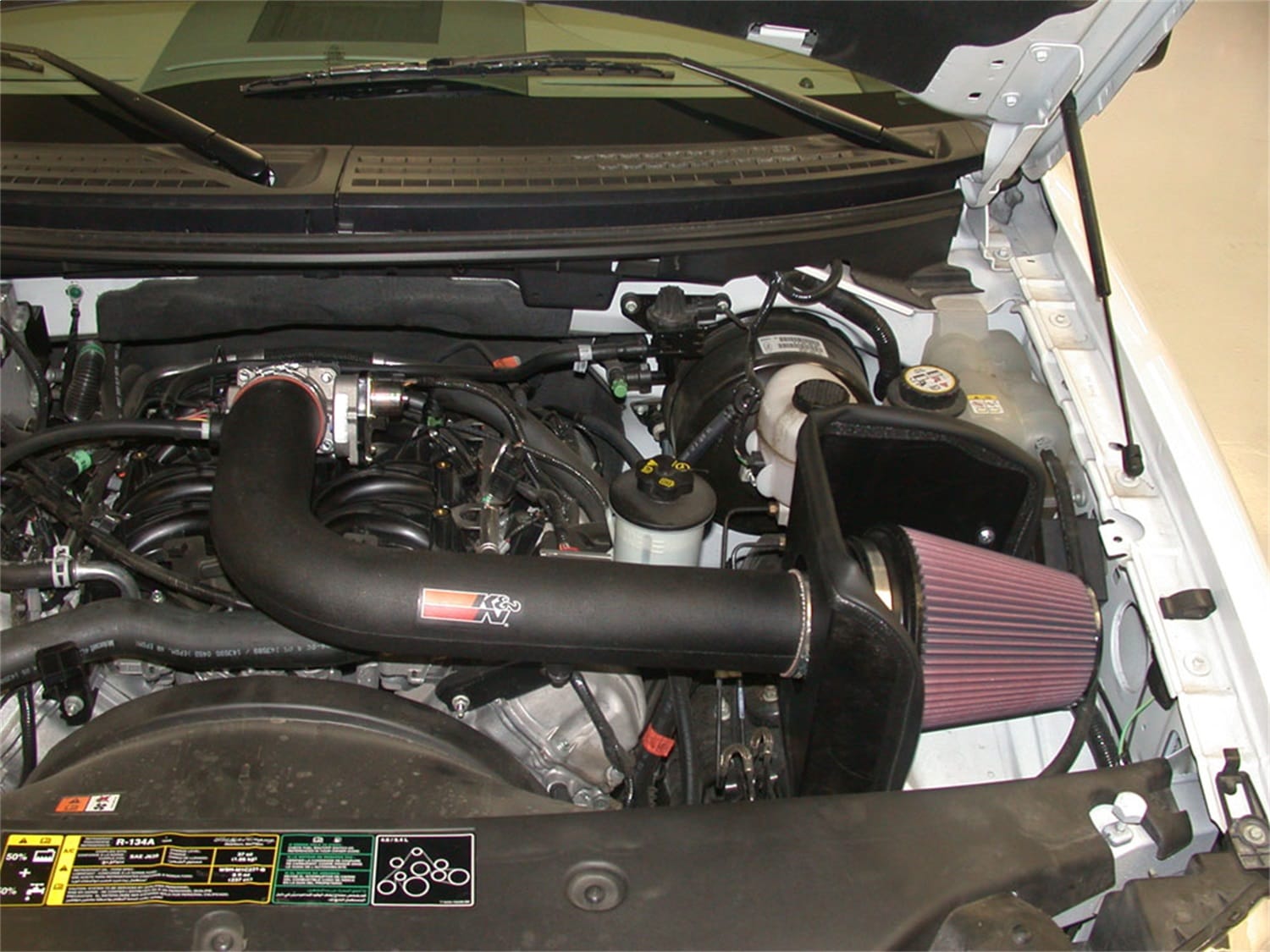Performance Air Intake System thumbnail 10