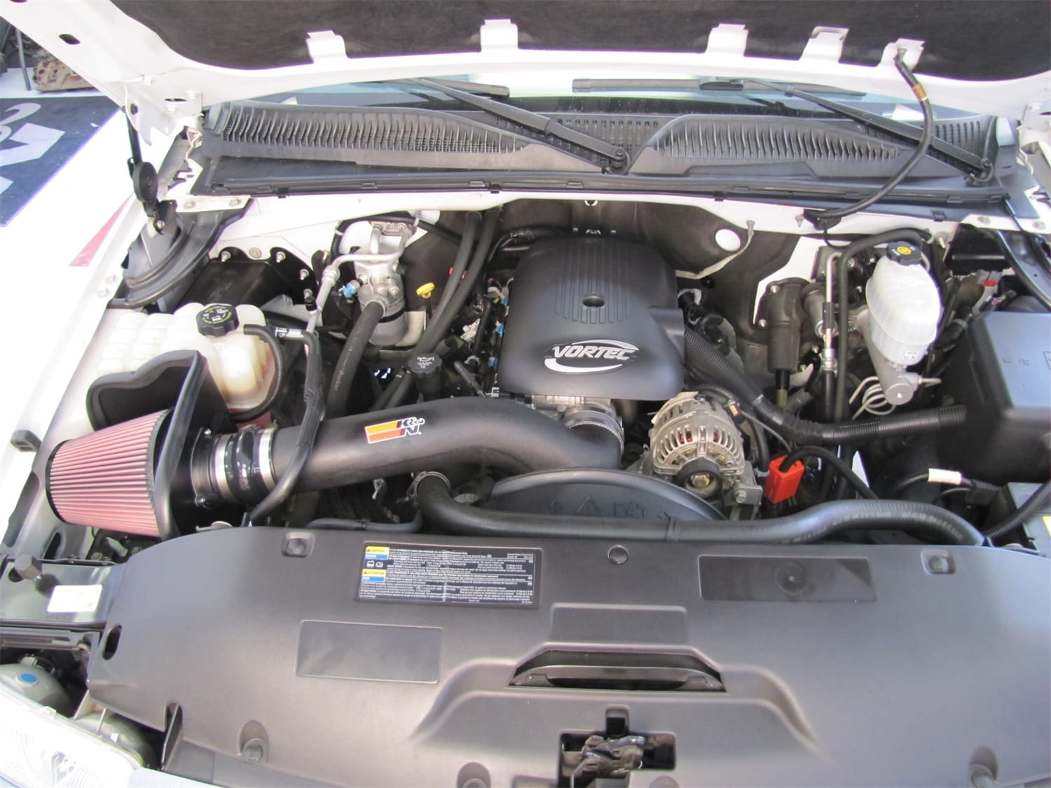 Performance Air Intake System thumbnail 10