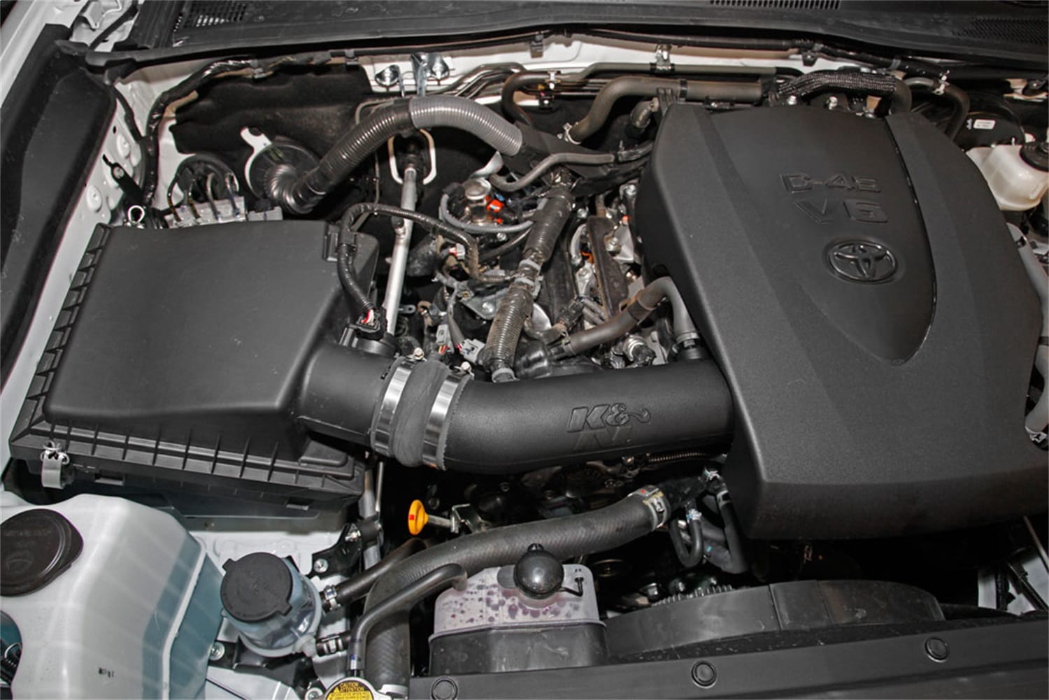 Performance Air Intake System thumbnail 11