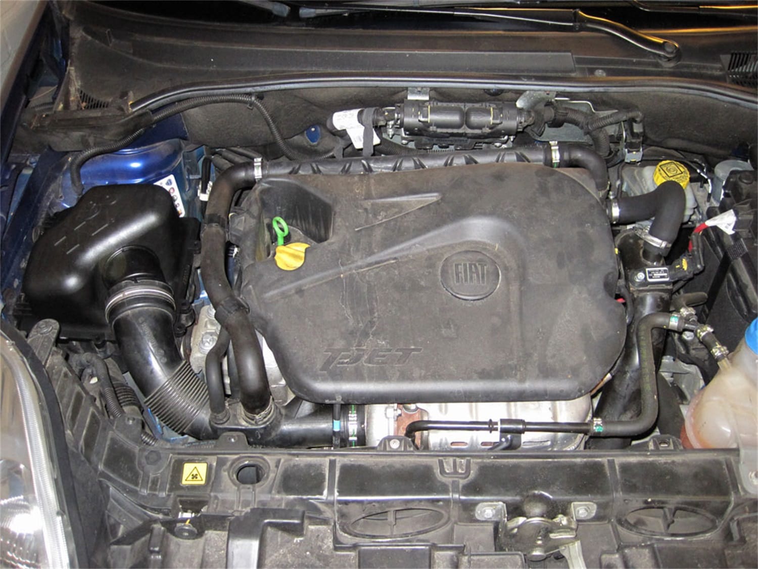 Performance Air Intake System thumbnail 10