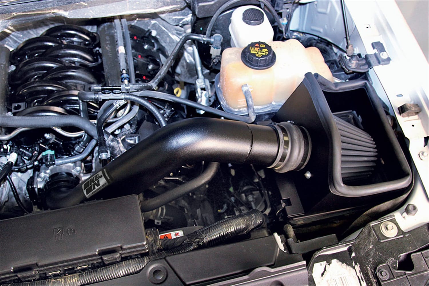 Performance Air Intake System thumbnail 13