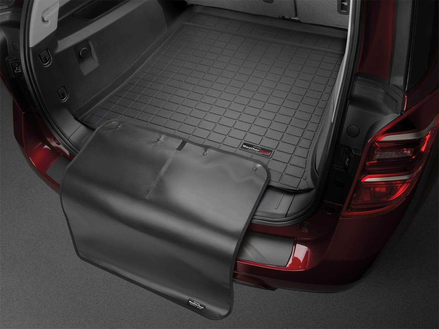 Cargo Liner w/Bumper Protector thumbnail 2