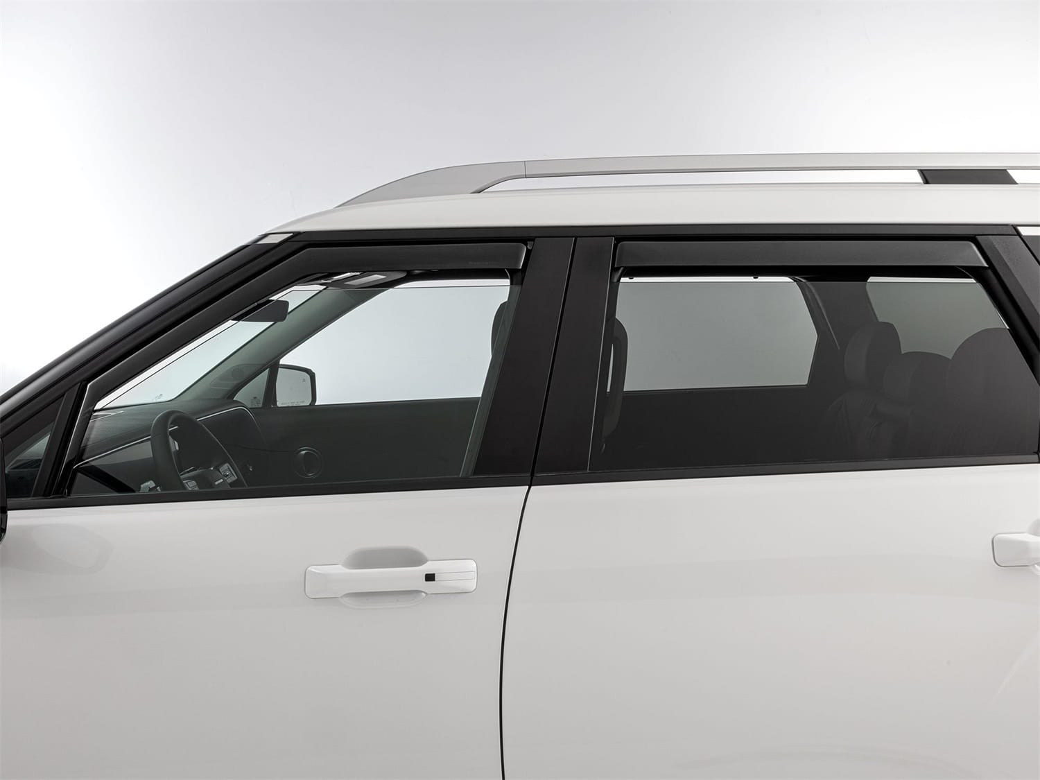 Side Window Deflector Set thumbnail 2