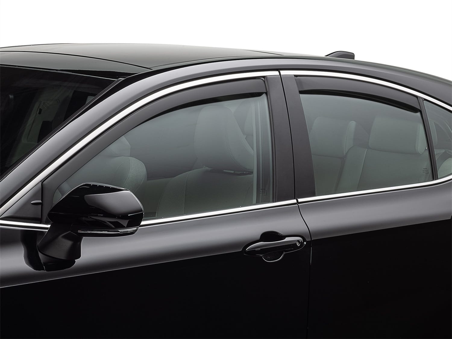 Side Window Deflector Set thumbnail 2