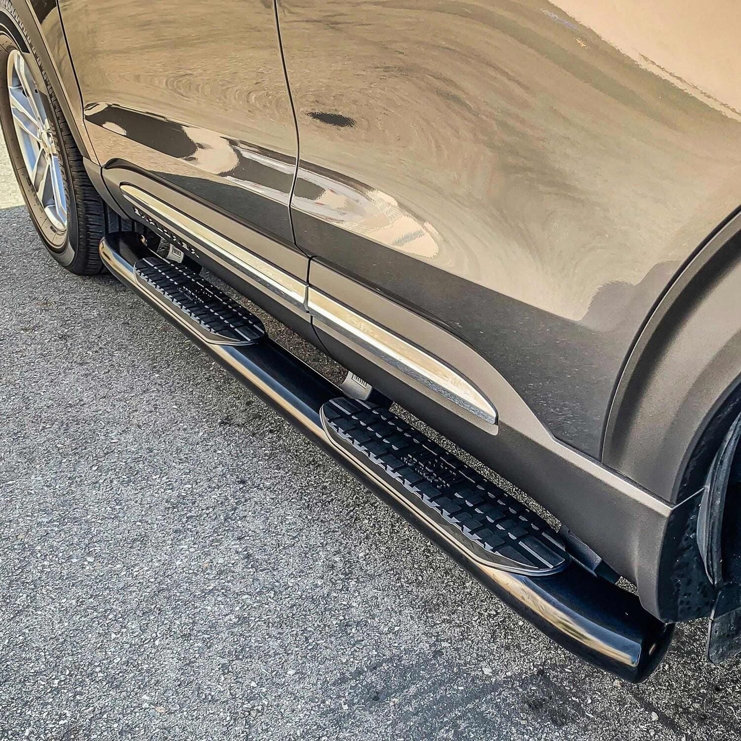 PRO TRAXX 5 Oval Nerf Step Bars thumbnail 8