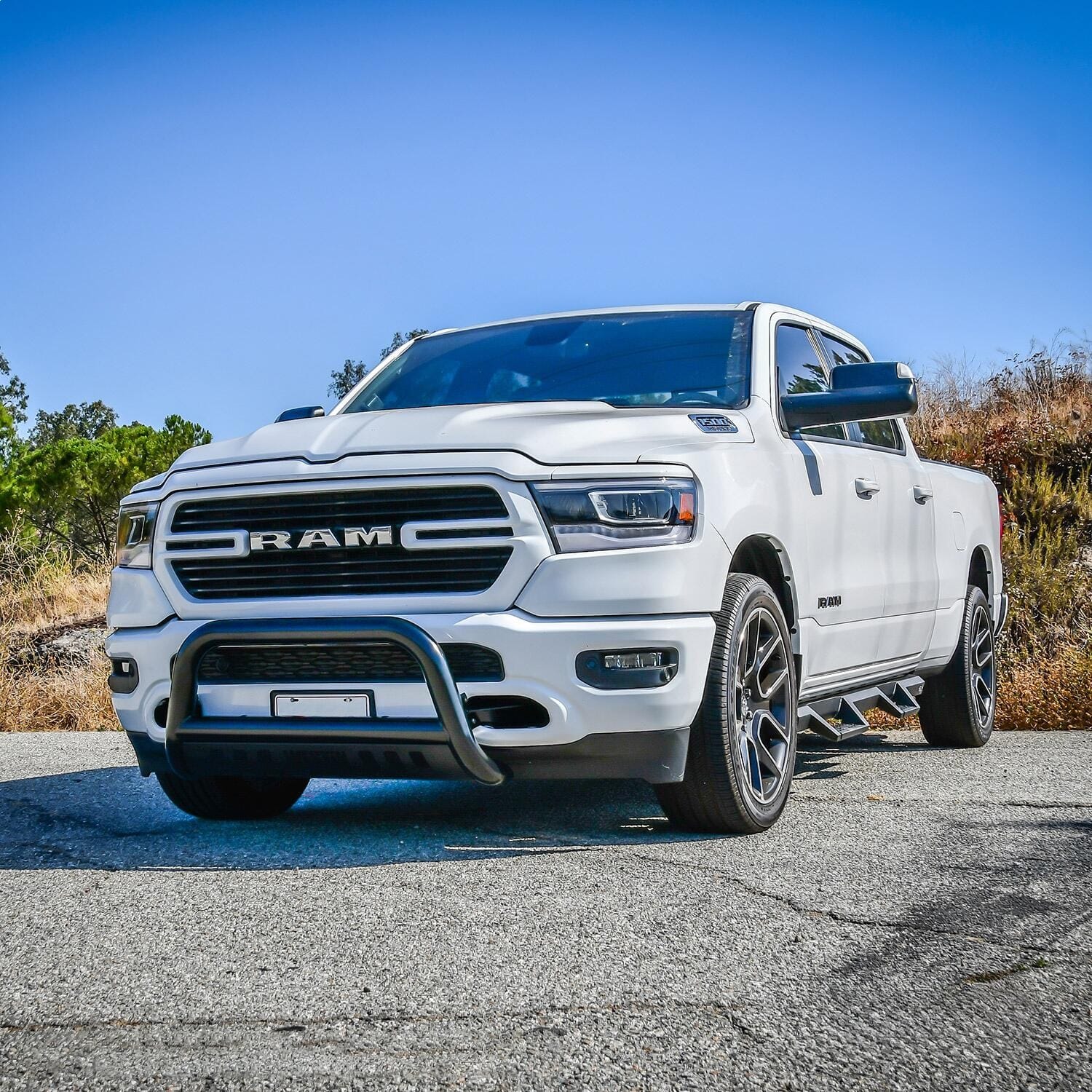 E-Series Bull Bar thumbnail 7