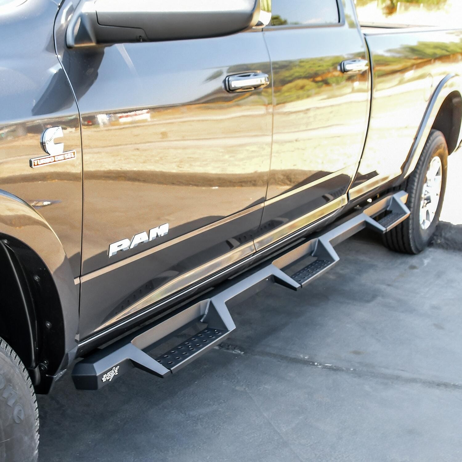 HDX Drop Wheel-to-Wheel Nerf Step Bars thumbnail 7