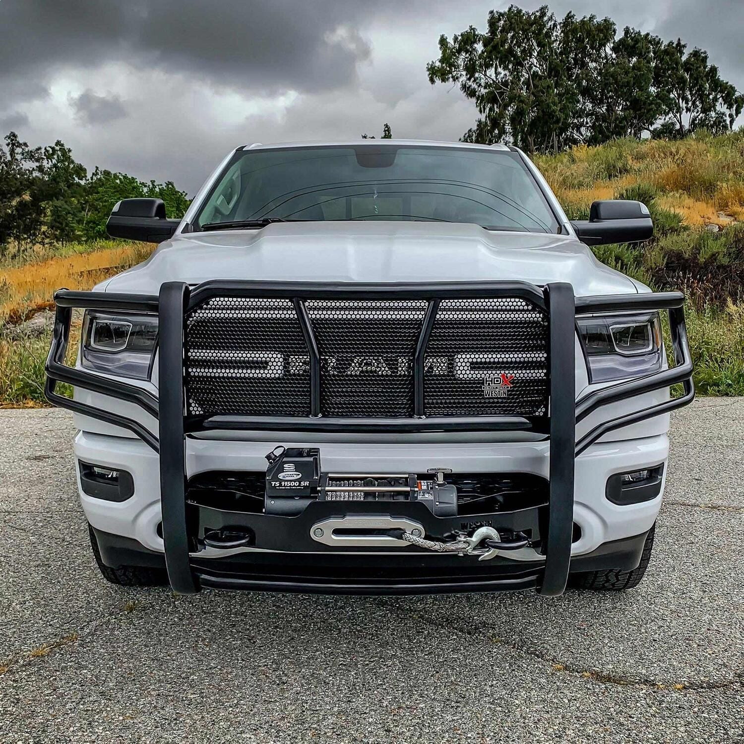 HDX Winch Mount Grille Guard thumbnail 3