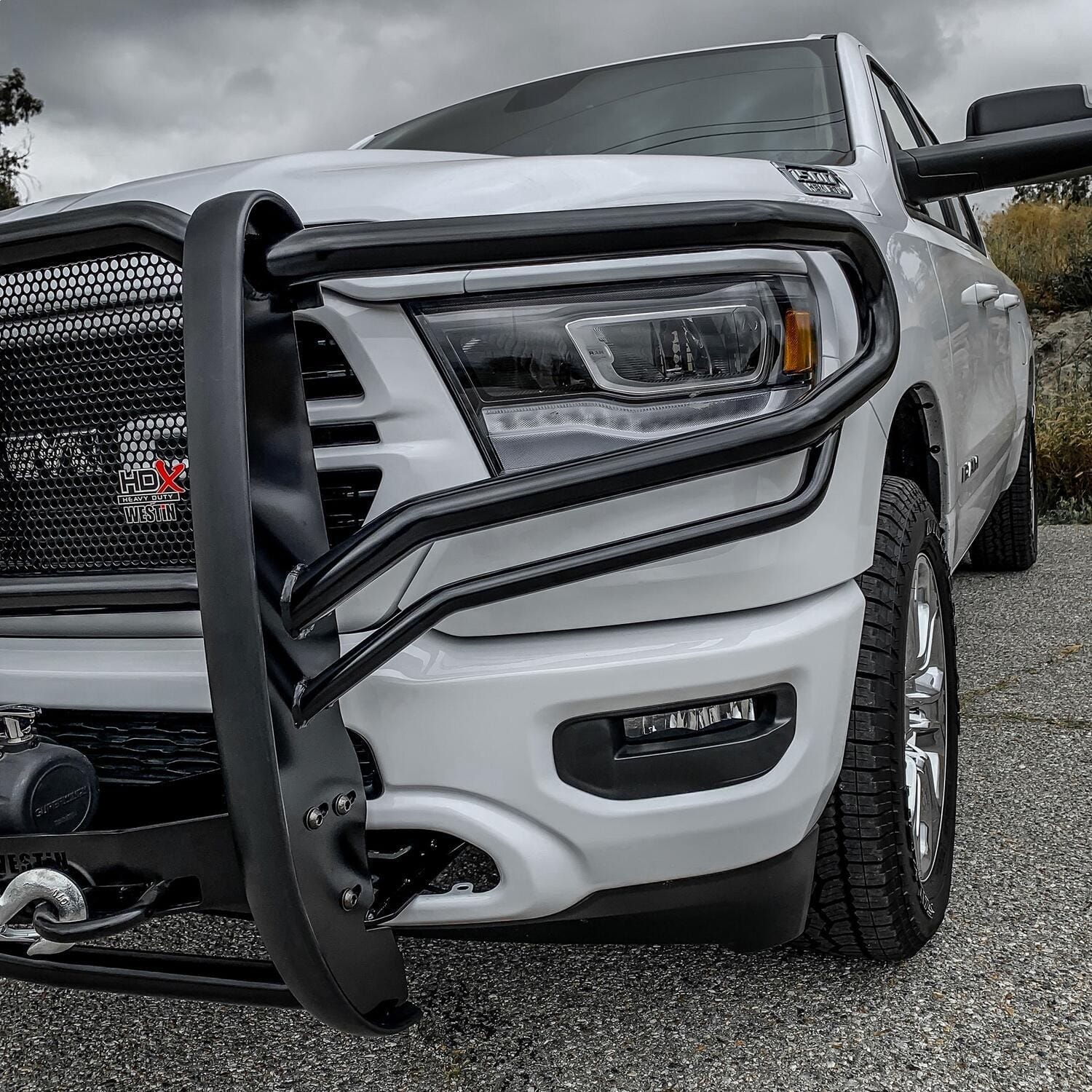 HDX Winch Mount Grille Guard thumbnail 4
