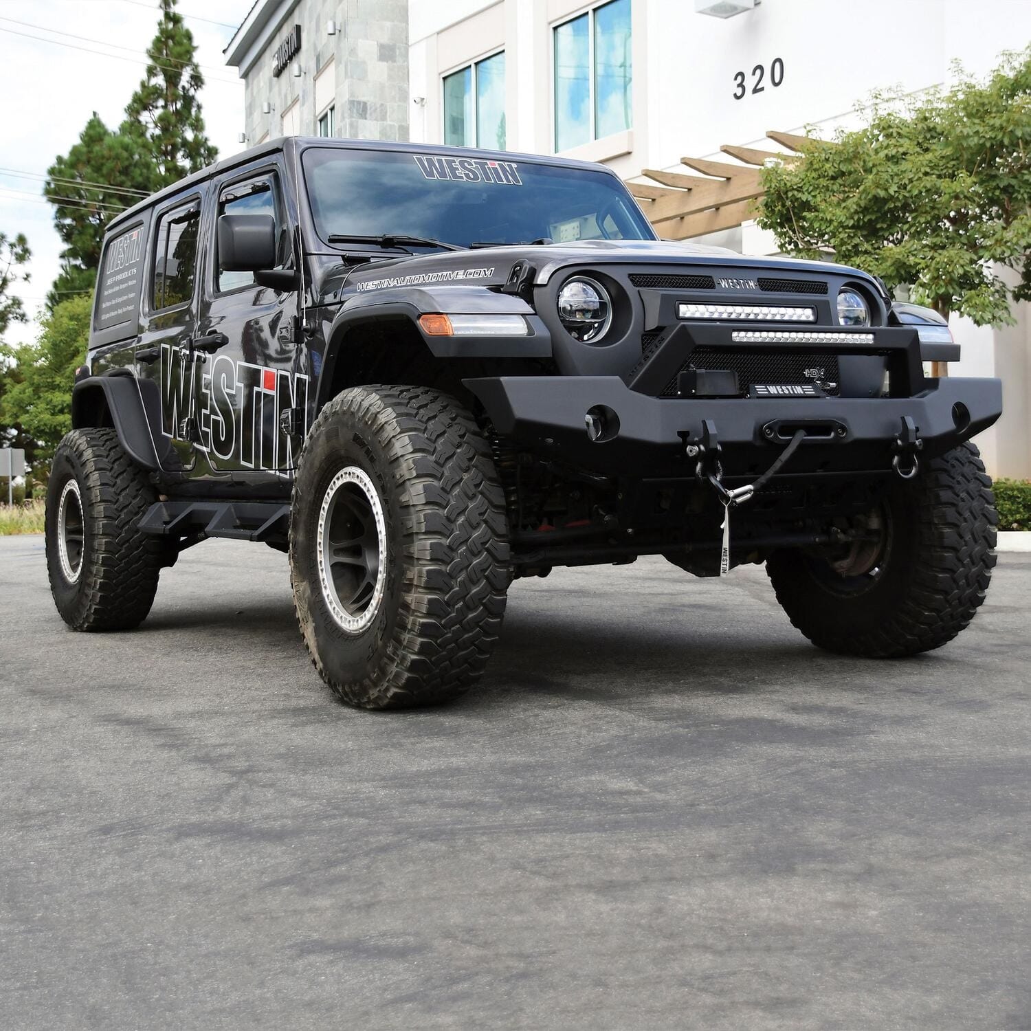 WJ2 Full Width Front Bumper w/LED Light Bar Mount thumbnail 7