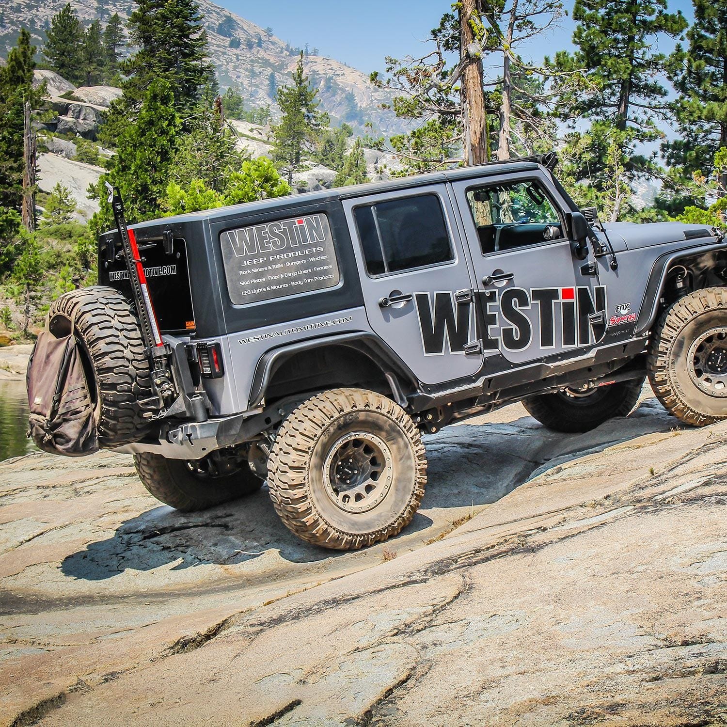 WJ2 Rear Bumper With Tire Carrier thumbnail 9