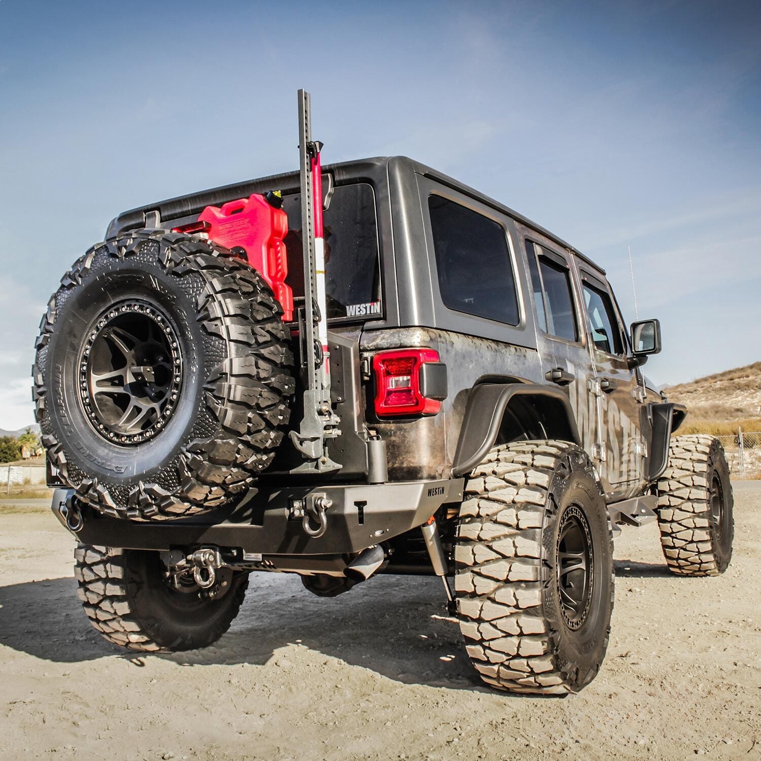 WJ2 Rear Bumper w/Tire Carrier thumbnail 4