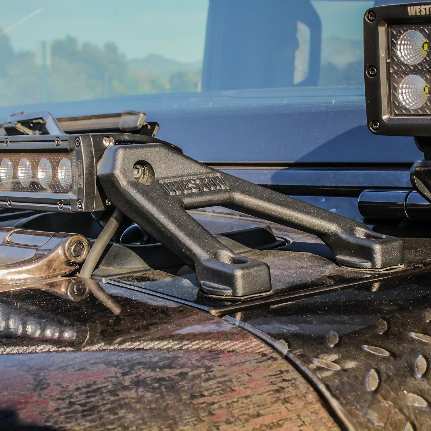 LED Cowl Mount thumbnail 8